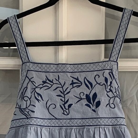 Embroidered Square Neck Peplum Tank Top - Picture 3 of 4